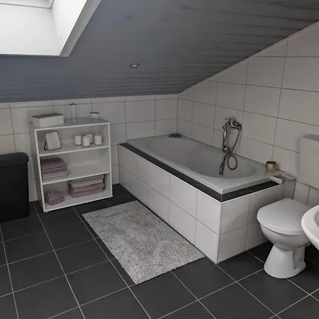 Ferien-monteurwohnung Brandt-diekhusen شقة *